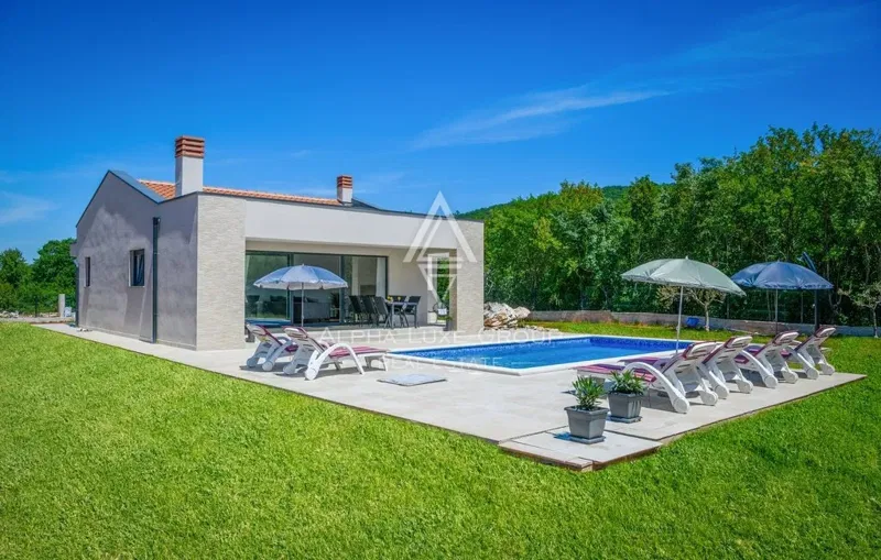 Istria, Labin – Modern single-level home with pool – 2