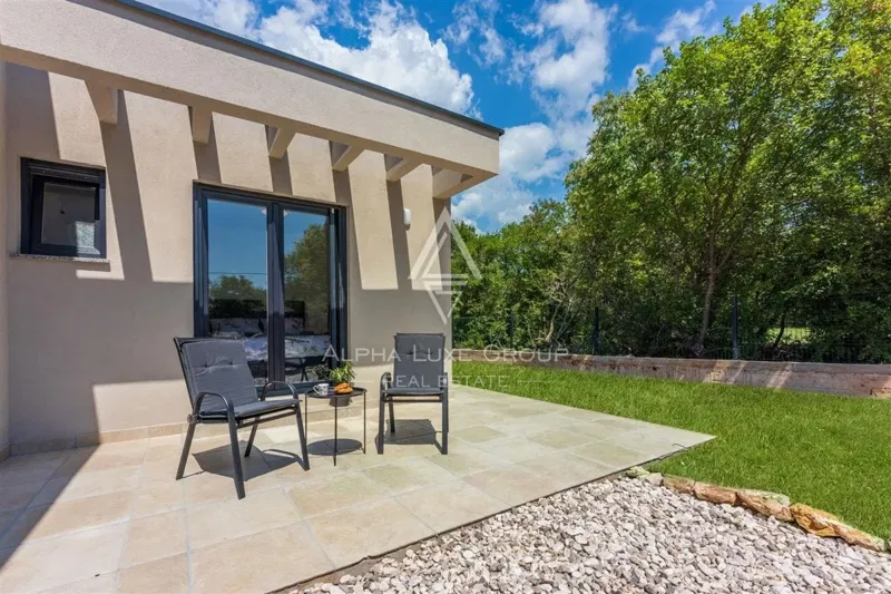 Istria, Labin – Modern single-level home with pool – 3