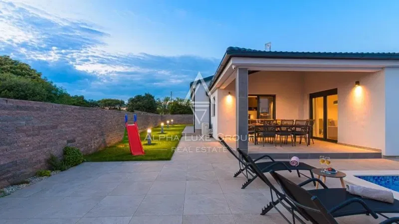 Istria, Pola, Moderna villa al piano terra con piscina vicino al centro – 3