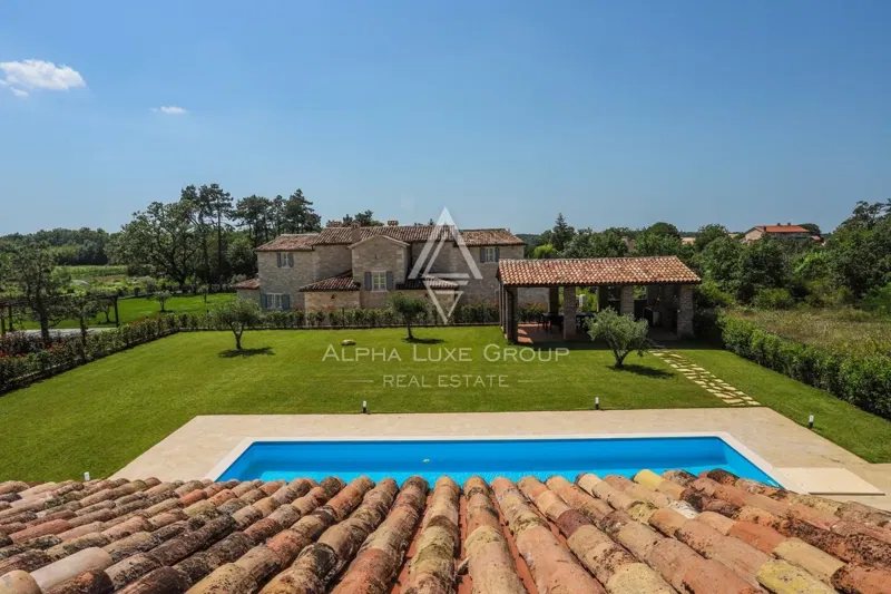 Istria, Tinjan: Luxurious villa with private pool for sale – 3