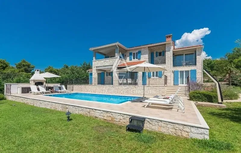 Višnjan | Luxury Villa for Sale with Private Jacuzzi, Sauna, and Pool – 2