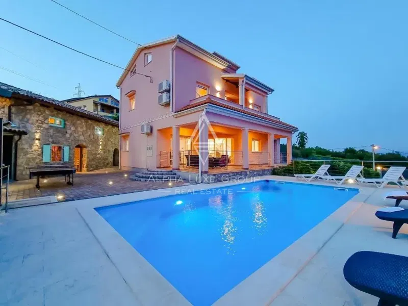 Ház Opatija, 500m2 – 2
