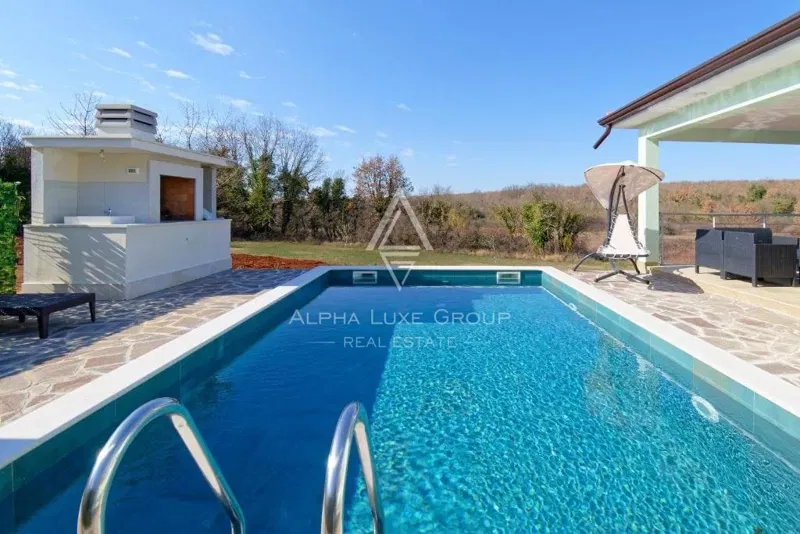 Umag : Charming single-story home with pool – 2