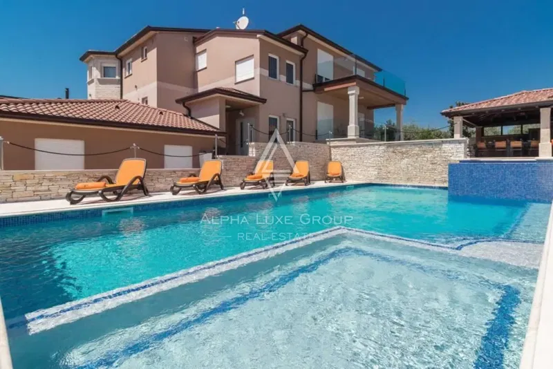 Fantastic villa with a pool, Istria, Pula – 2