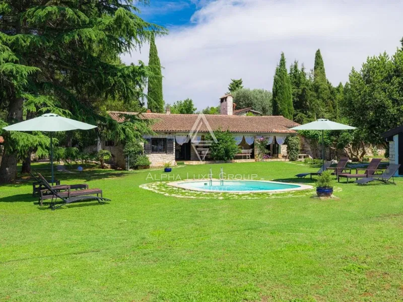 Bella proprietà con una casa e tre bungalow, a 250 m dal mare, Umago, ISTRIA – 3