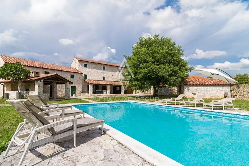Dom Barban, 380m2 – 3