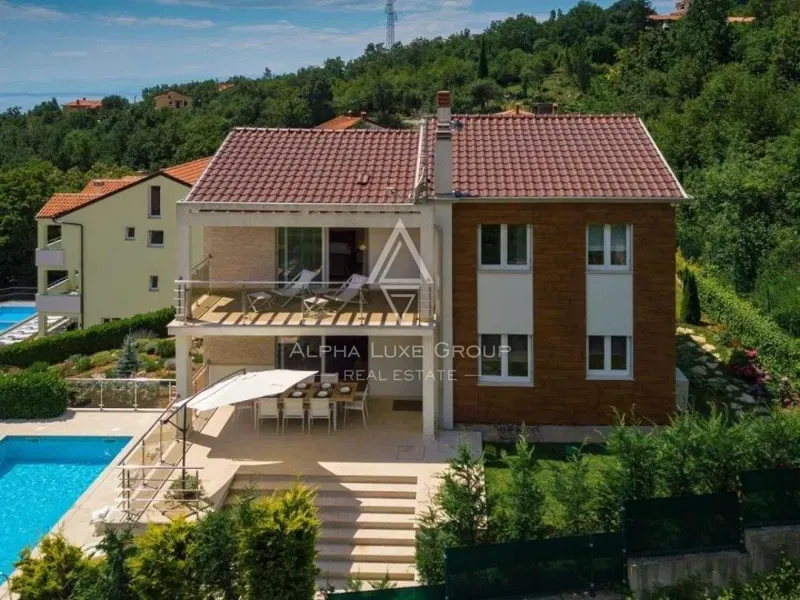 Luxury villa with pool and beautiful garden, Istria, Opatija – 3
