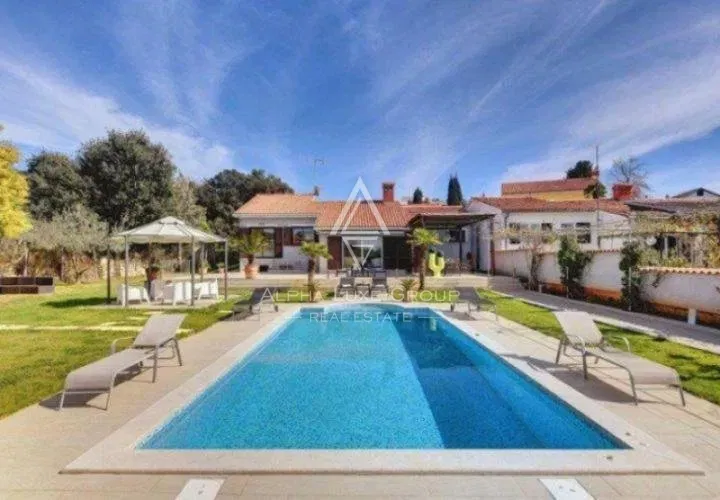 Beautiful villa with pool next to the sea, Istria, Medulin – 3