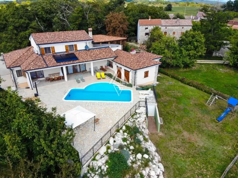 Villa con piscina, posizione tranquilla, Gimino. – 2