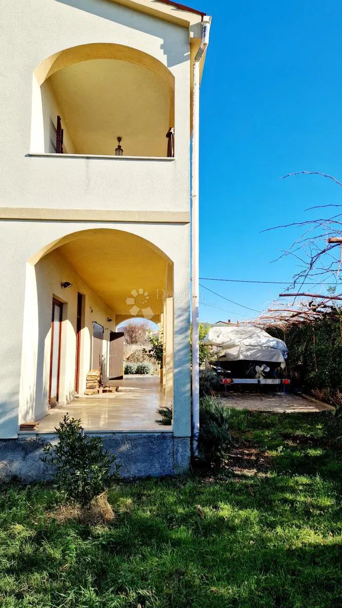 Casa con 2 appartamenti a Gallesano - vista sul mare e Pola – 3