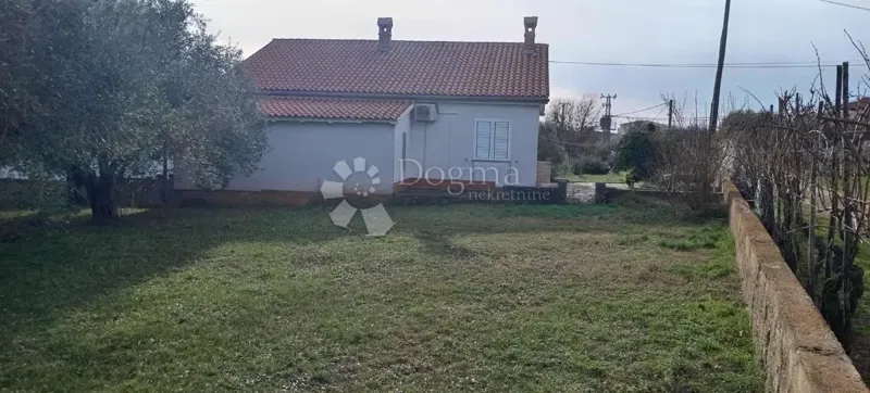 Casa Peruški, Marčana, 237m2 – 2