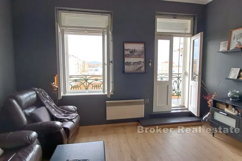 Two-bedroom apartment with a beautiful sea view – 3