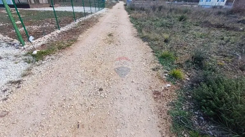 Non-structural plot Peroj, Vodnjan, 967m2 – 2