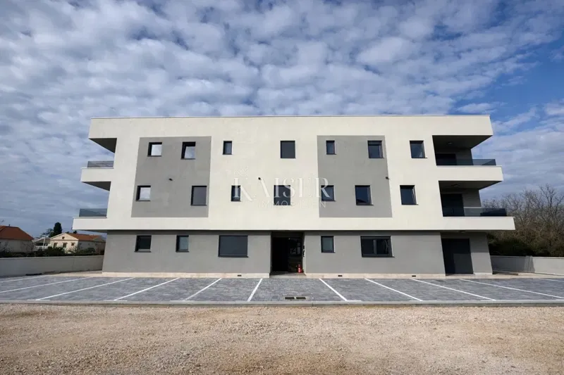 Zadar, Privlaka új épület, apartman 200 méterre a tengertől – 2
