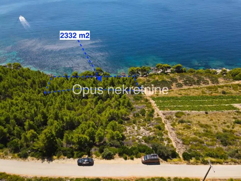 TRSTENIK, PELJESAC-first row to the sea, agricultural land 2332 m2 – 2
