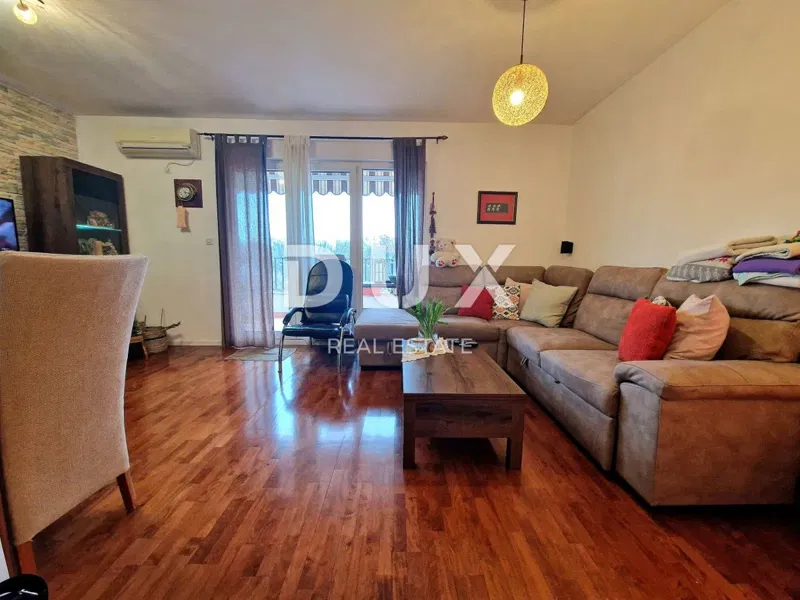 RIJEKA, SRDOČI - appartamento su due piani con 4 camere da letto, 145m2 – 2