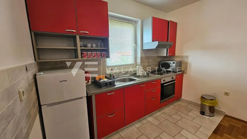 APPARTAMENTO CON DUE CAMERE DA LETTO VICINO AL MARE E AL CENTRO – 3