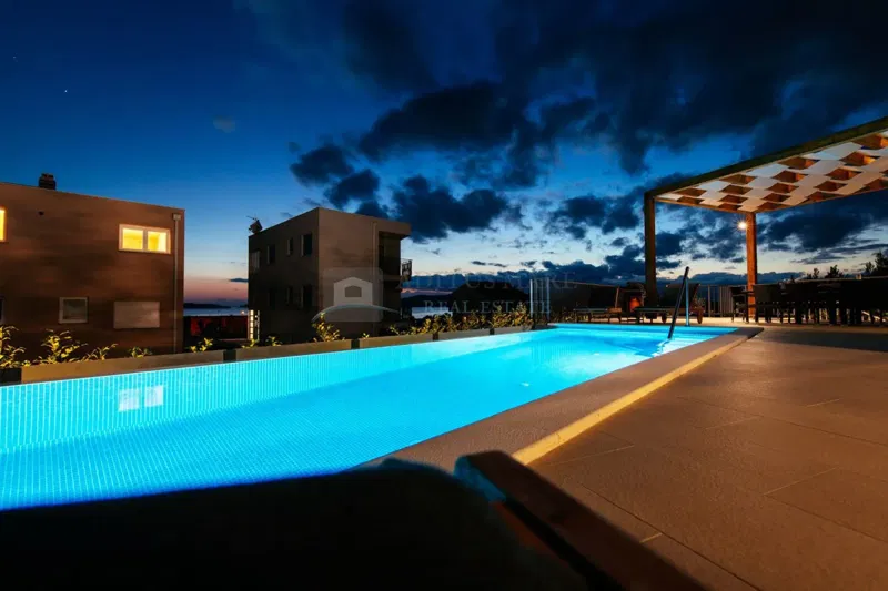 House Brodarica – 2
