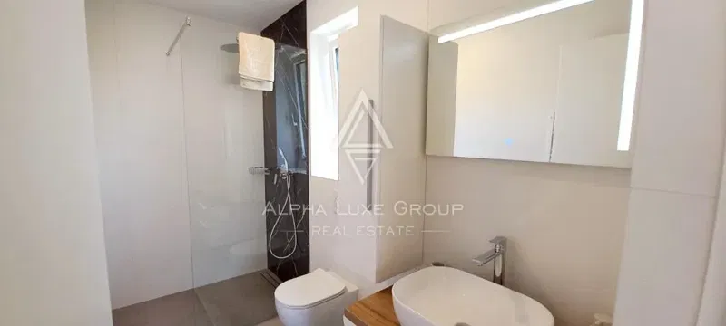 Umag, Istria: Modern home with pool and sea view – 2