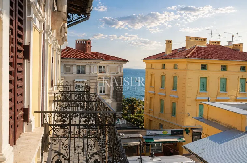 Opatija központ – Tágas, 4 szobás lakás 3 erkéllyel és parkolóval, 70 m-re a tengertől – 3