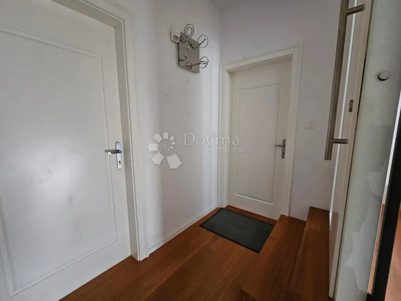 Flat Rovinj, 71,50m2 – 2