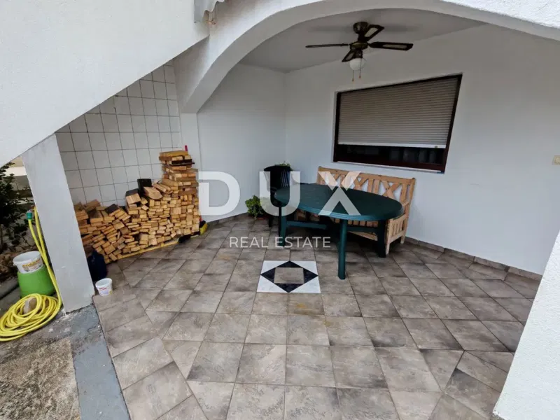 ZADAR, VIR - House with 5 apartments! 3 minutes walk from two beaches! – 3
