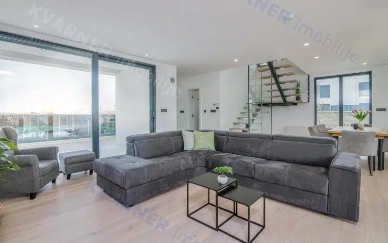 For sale: Modern villa with pool and sea view in Malinska – 3