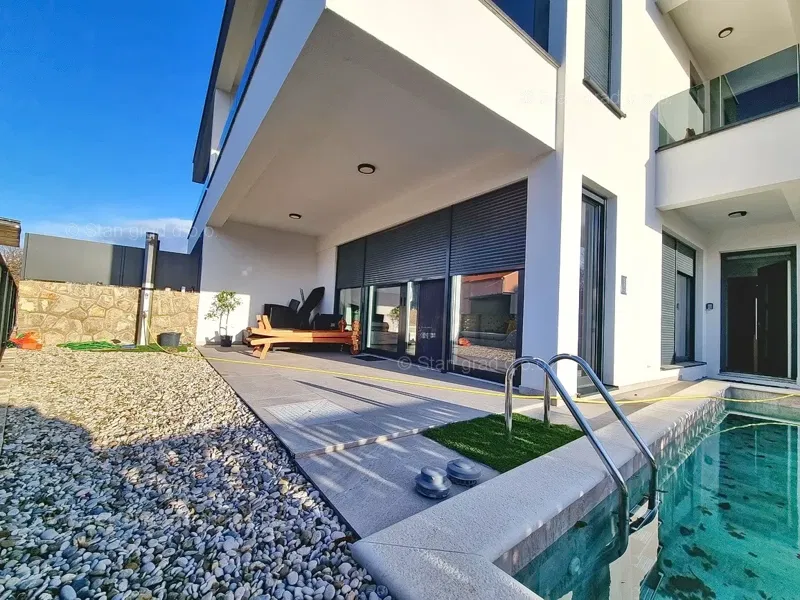 Malinska, casa moderna di nuova costruzione con giardino e piscina! – 3