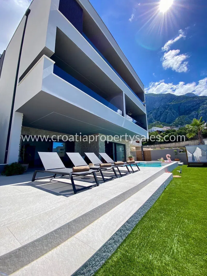 Makarska, villa for sale, 1.450.000 € – 2