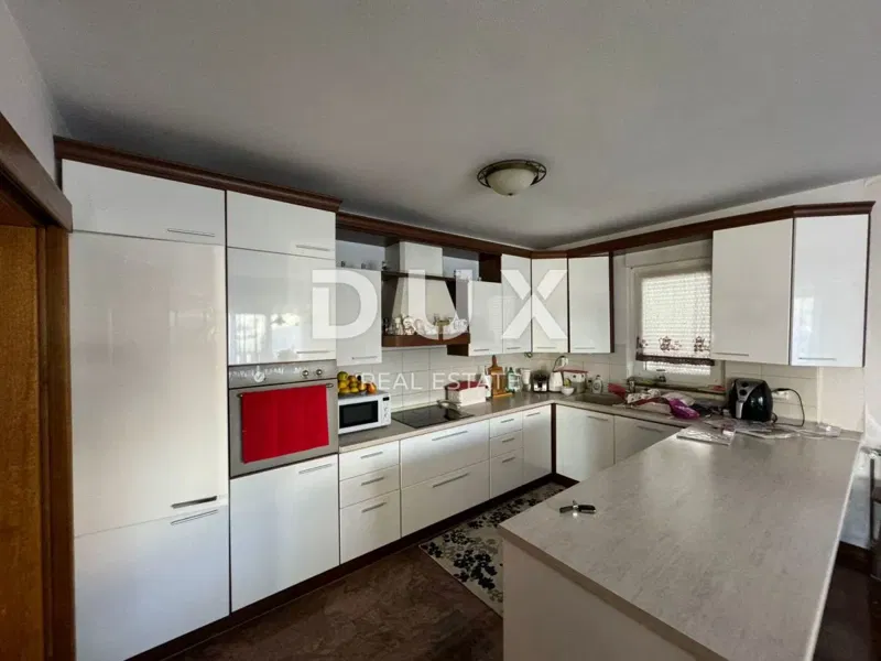 ŠIBENIK, VODICE - Beautiful detached house in Vodice! – 2