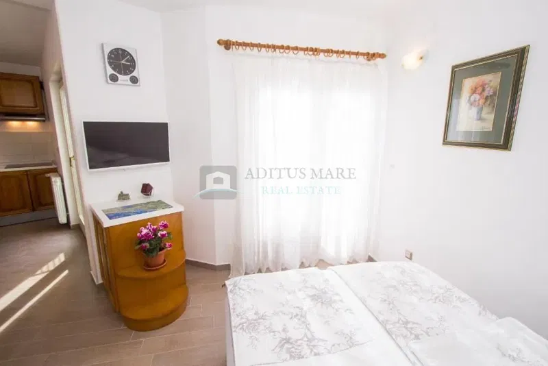 Prekrasna apartmanska kuća s garažom kod Doma zdravlja - Šibenik – 3