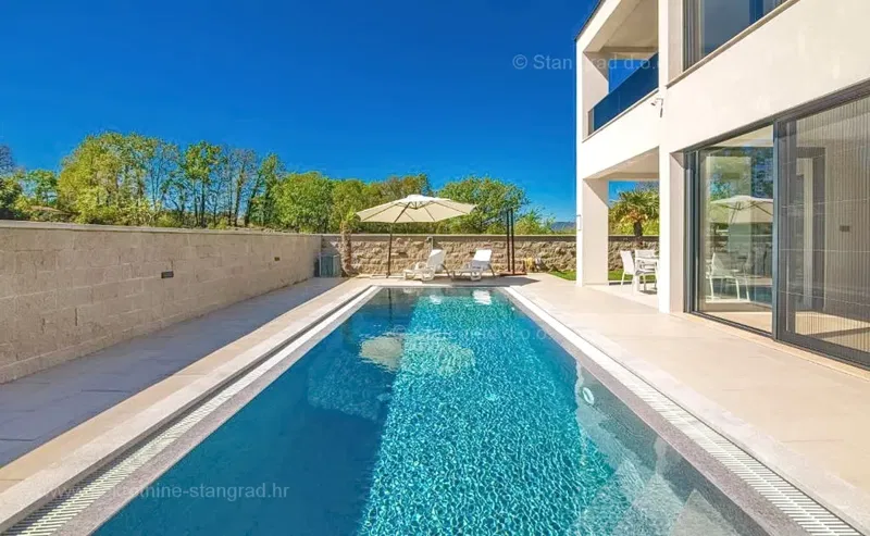 Malinska, luxury house with a spacious garden and swimming pool! – 2