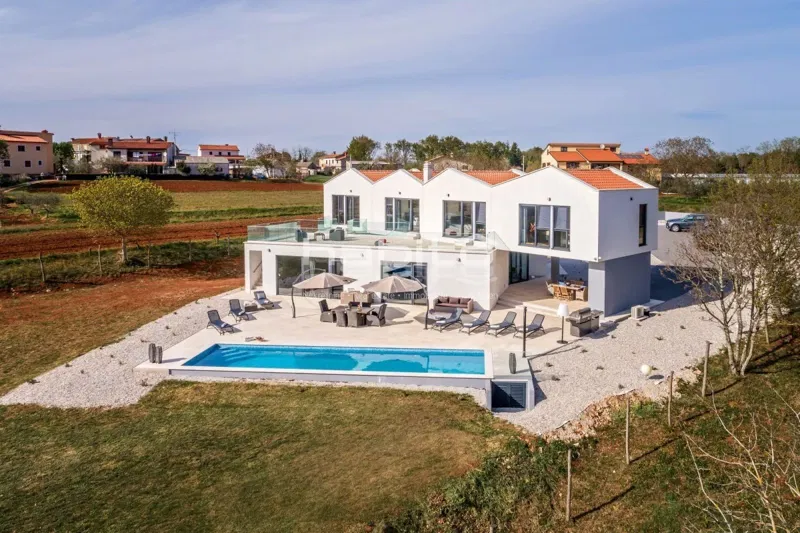 Porec area - Beautiful, luxurious villa with 6 bedrooms and swimming pool – 3