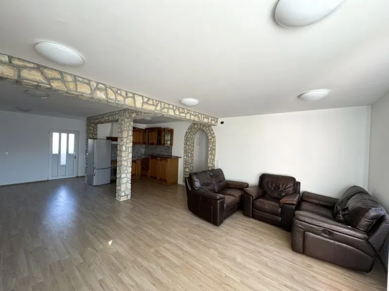 Flat Valdebek, Pula, 74m2 – 2