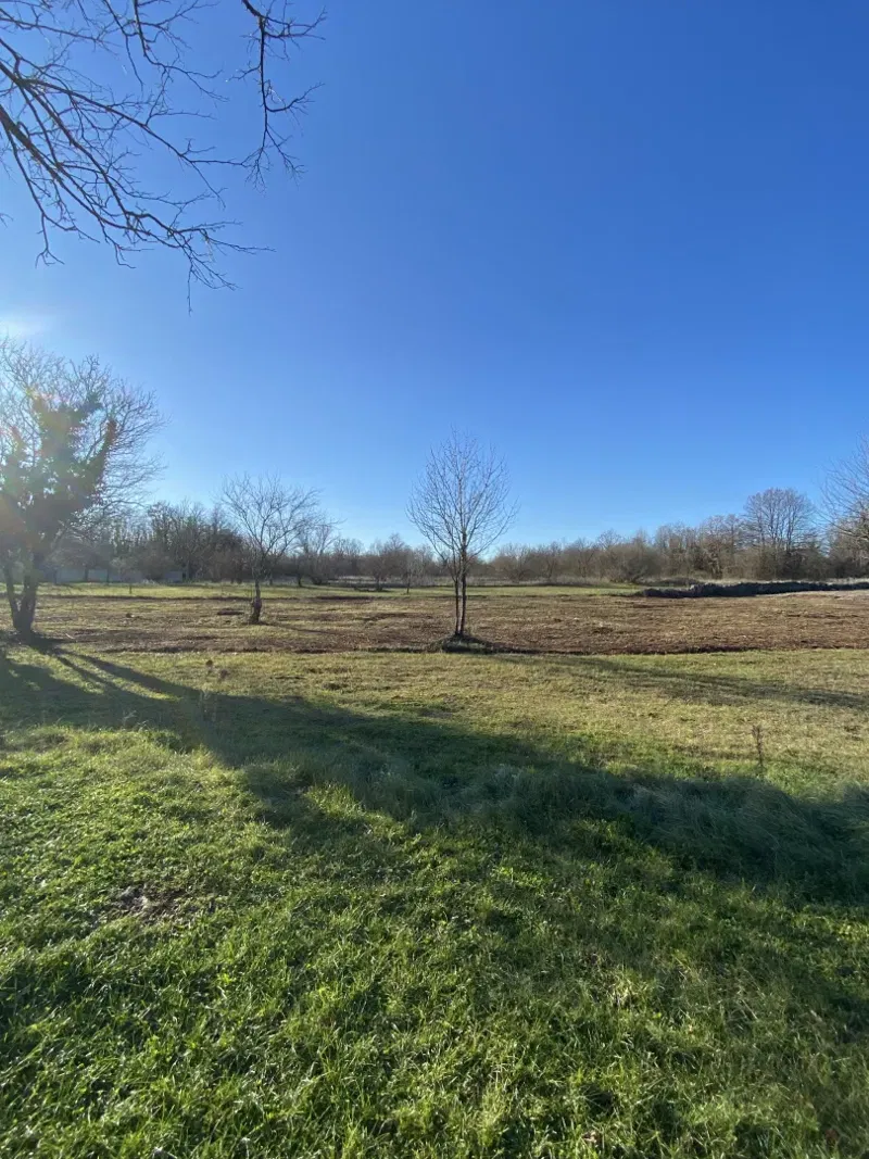 Land Svetvinčenat, 550m2 – 2
