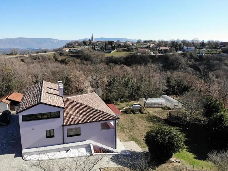 Casa Gračišće, 303m2 – 2