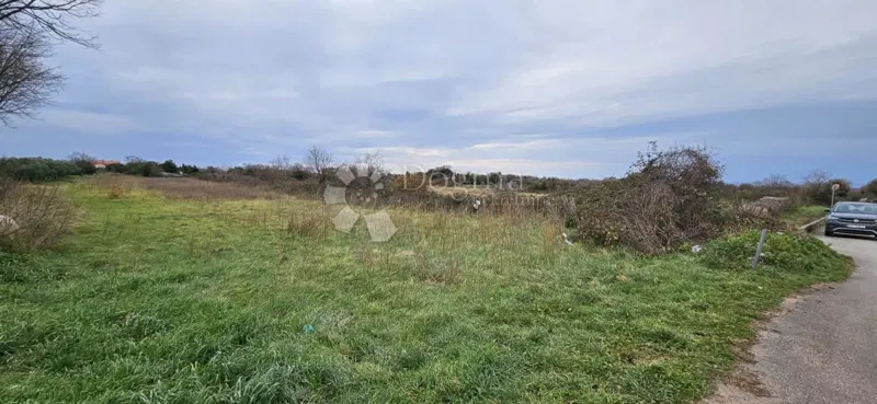 Építési telek Vodnjan, 2.676m2 – 2