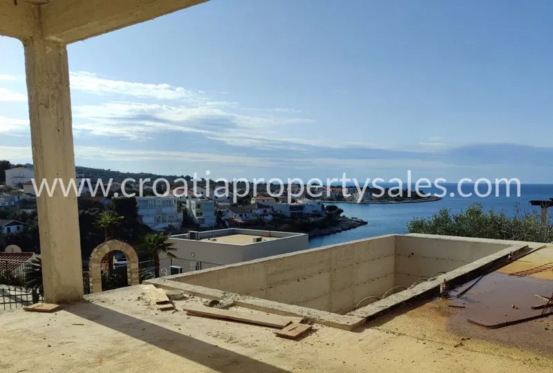 Rogoznica, villa for sale, 750.000 € – 2