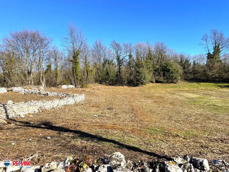 Building land Svetvinčenat, 2.800m2 – 3