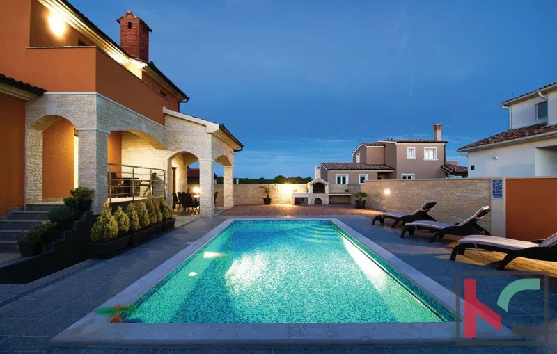 Istria, modern villa with pool 337m2, near Pula – 3