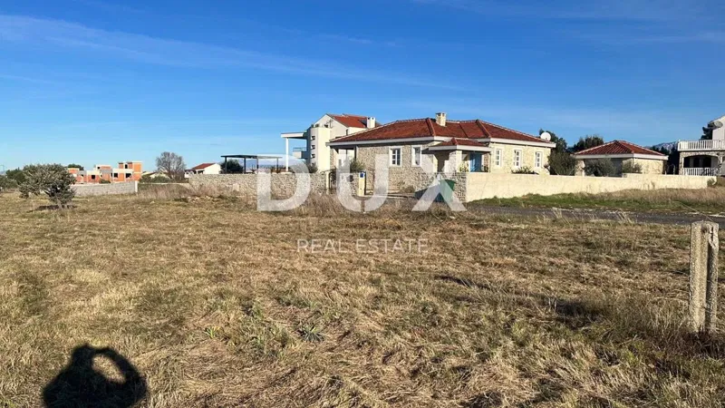ZADAR, VRSI - Terreno edificabile interessante per l'edilizia! 4069 m2! – 3
