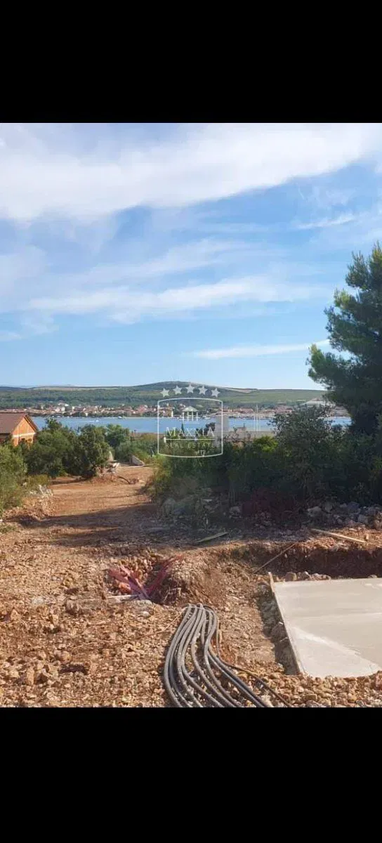 Babac - building plot of 3064m2 sea view! 398400€ – 2