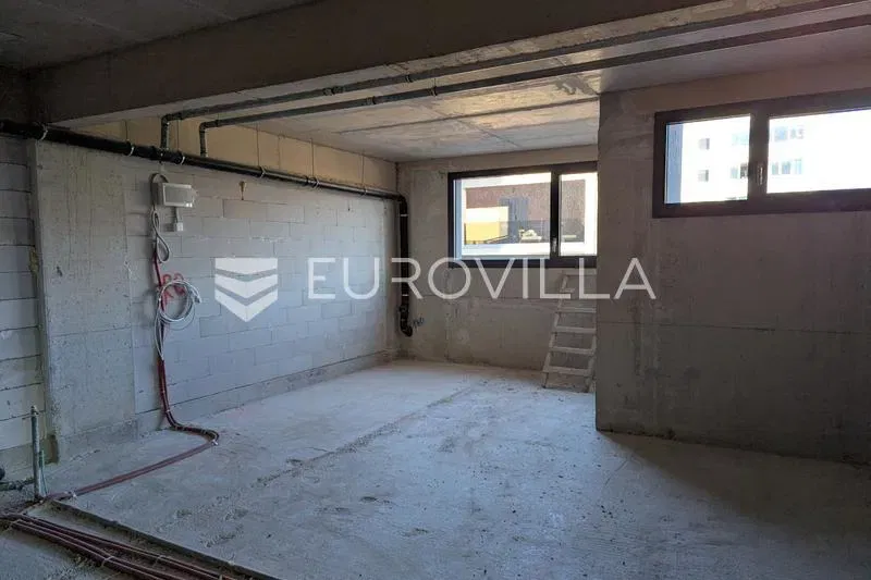 Immobile commerciale Mejaši – 3