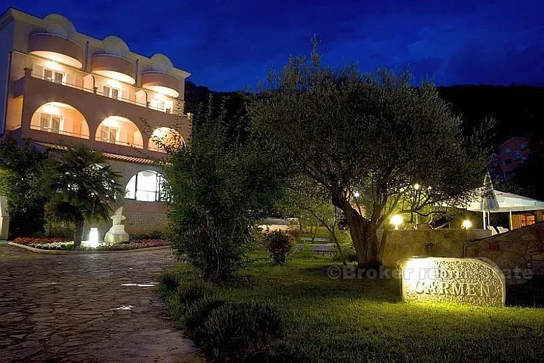 Luxury hotel in a peaceful bay, for sale – 3