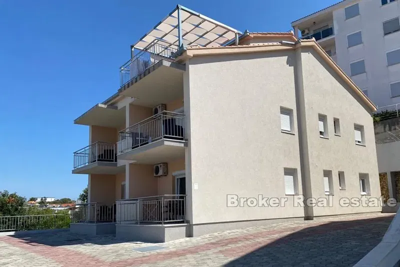 Palazzina con vista mare – 2