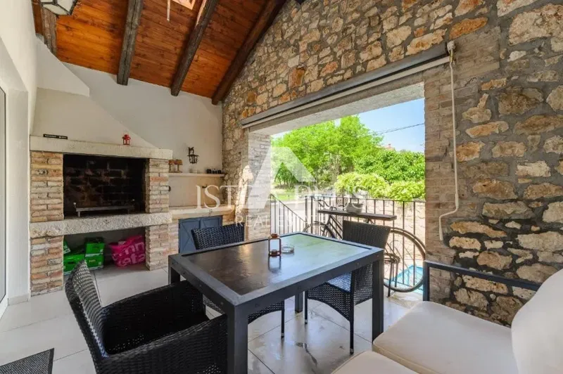 Istria, Parenzo Bellissima casa in pietra ristrutturata con bellissimi interni – 3