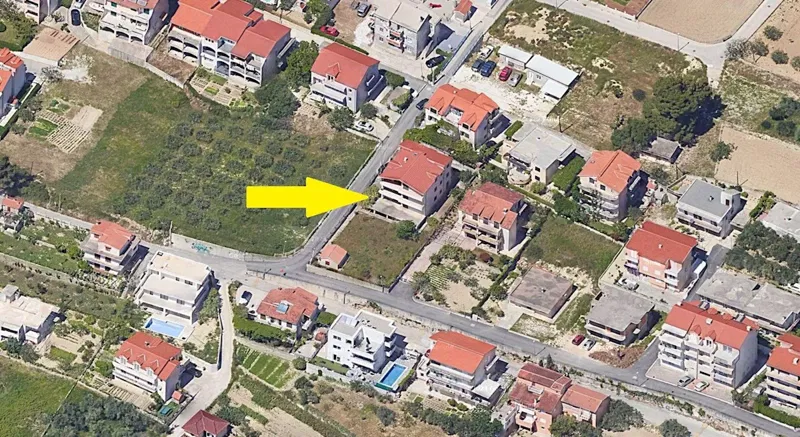 Podstrana - four apartment detached house of 680 sqm with sea view – 3