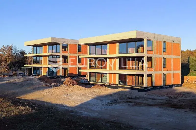 Istria, Poreč - new building, apartment on the 1st floor, excellent location – 2