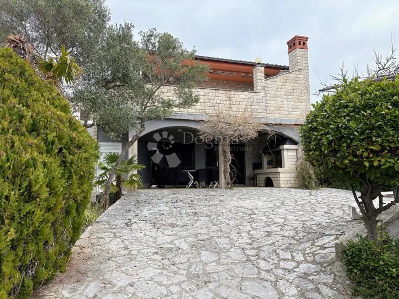 Flat Grad Krk, Krk, 160m2 – 2