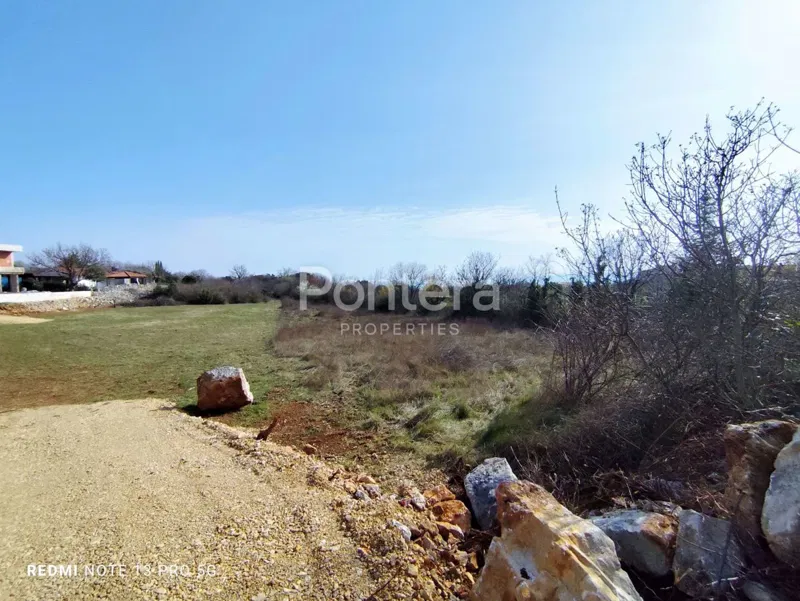 Land Linardići, Krk, 1.200m2 – 2